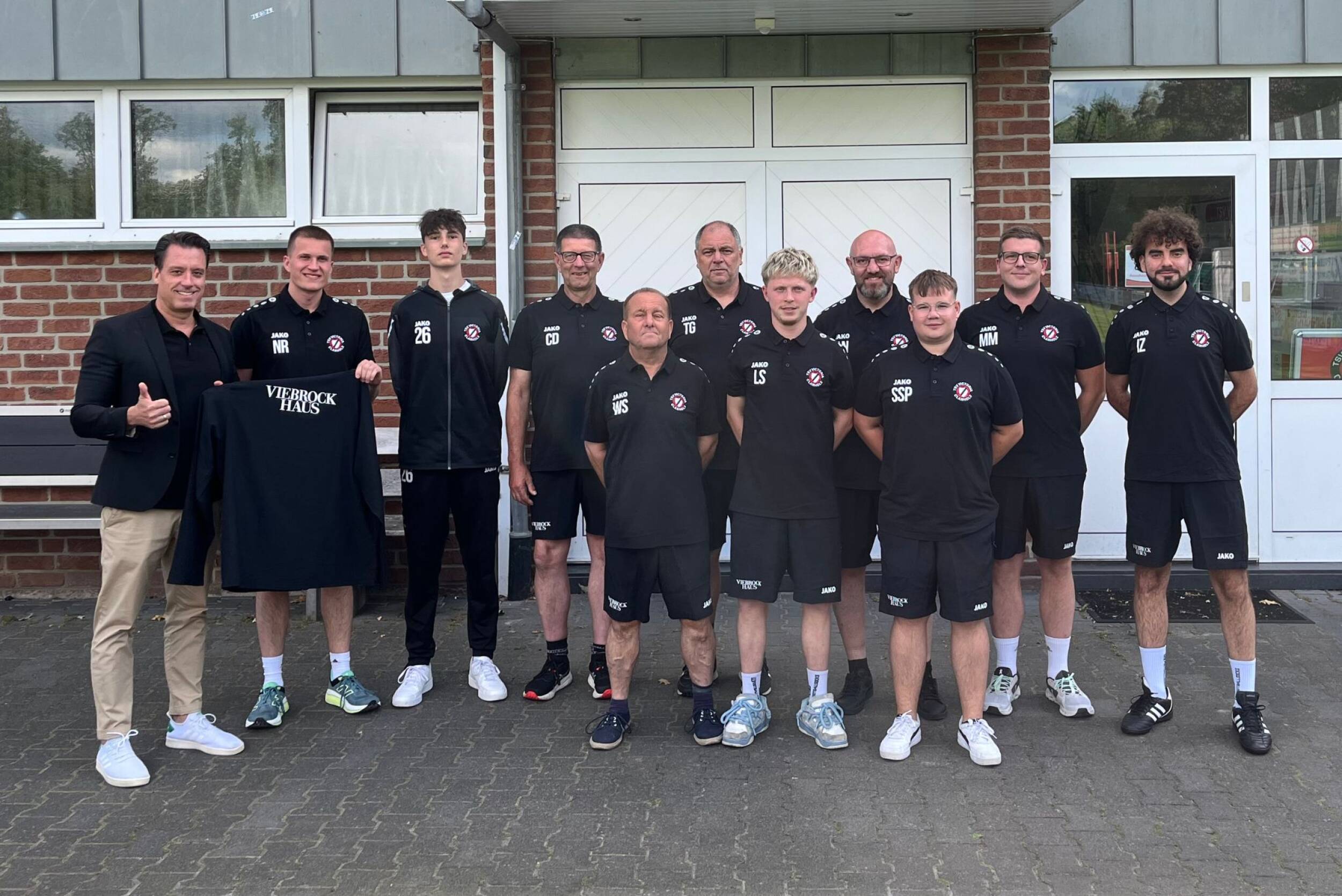 Fußball<br>Viebrockhaus neuer Partner unserer Schiedsrichter